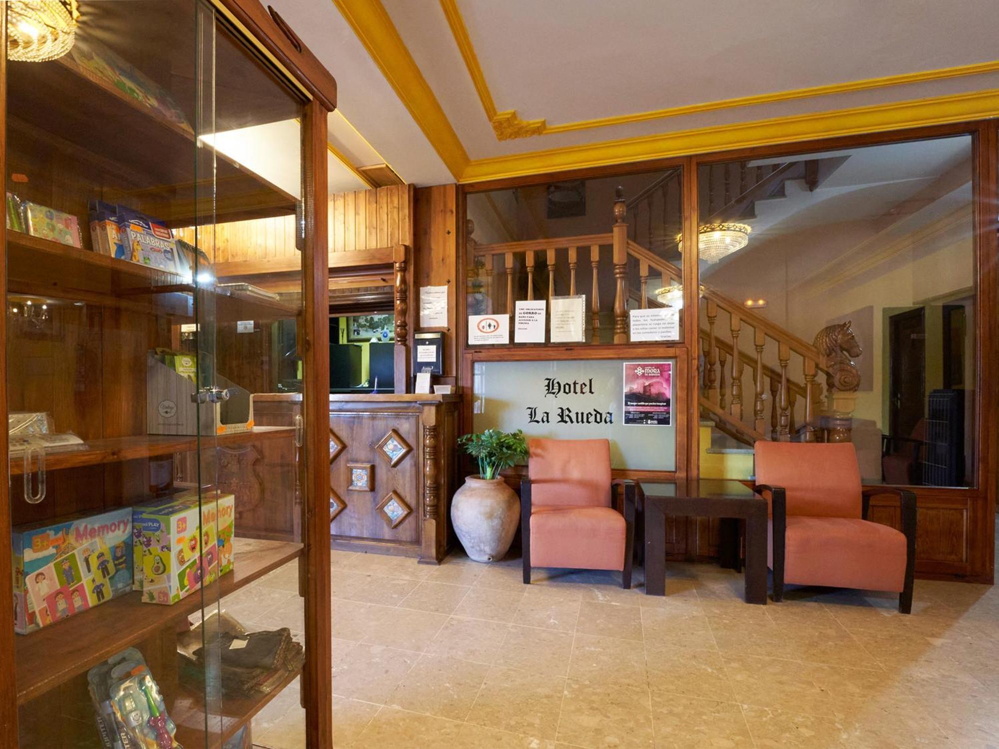 Hotel La Rueda 3000 โมรา เด รูเบียรอส ภายนอก รูปภาพ