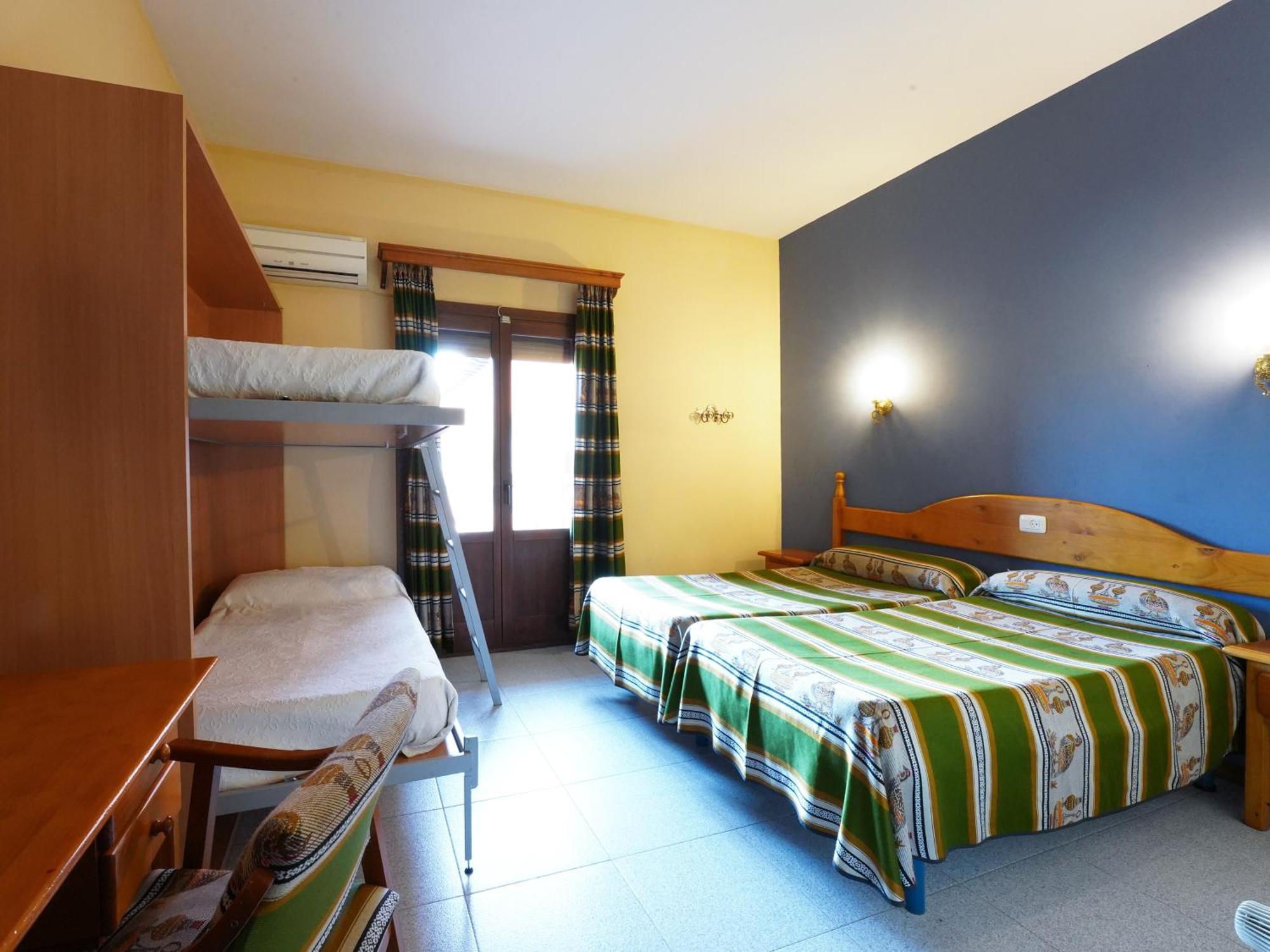 Hotel La Rueda 3000 โมรา เด รูเบียรอส ภายนอก รูปภาพ