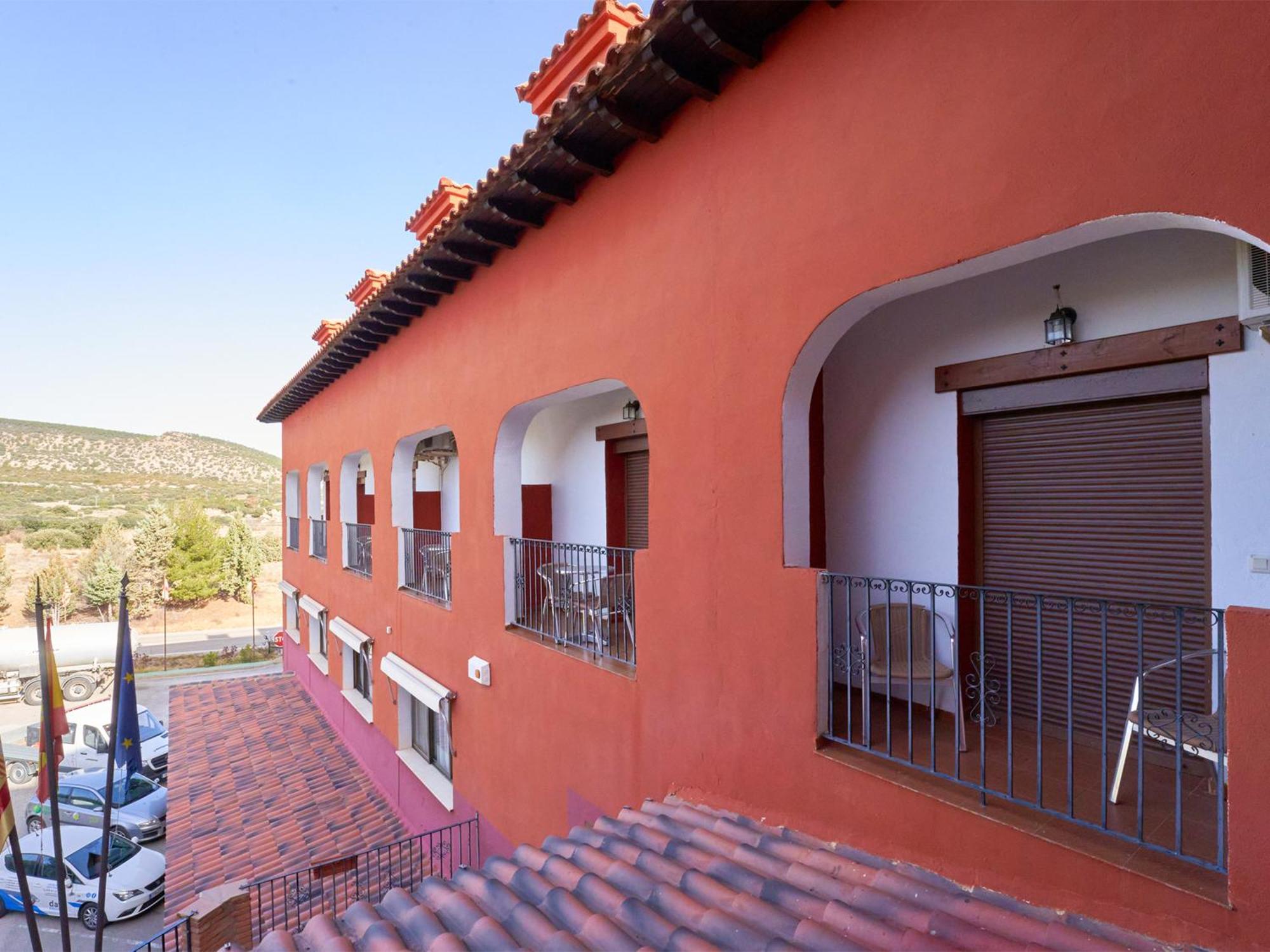 Hotel La Rueda 3000 โมรา เด รูเบียรอส ภายนอก รูปภาพ